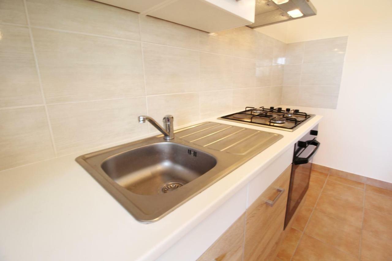 נין Apartment Sime מראה חיצוני תמונה