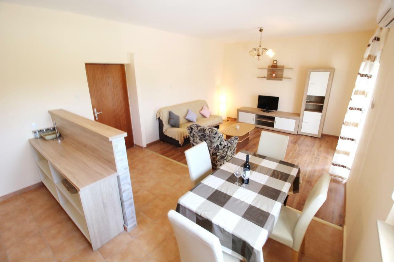נין Apartment Sime מראה חיצוני תמונה